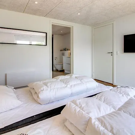 Дом отдыха Thorfin - 200m From The Sea By Interhome *